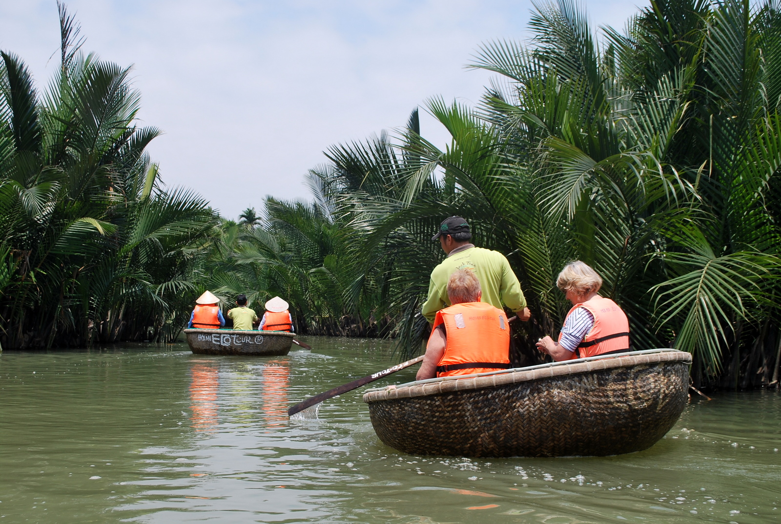 Văn hóa đặc sắc trên những chiếc thuyền thúng